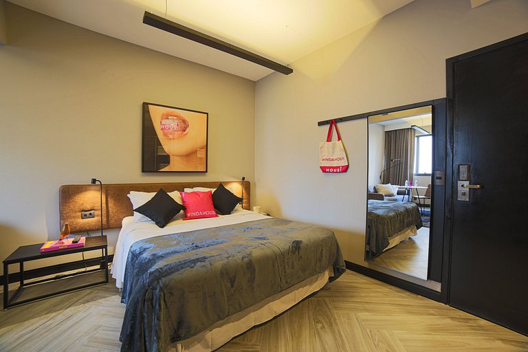Housi | Studio Smart na R. Bela Cintra