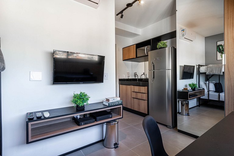 Studio Moderno na Vila Mariana by Housi