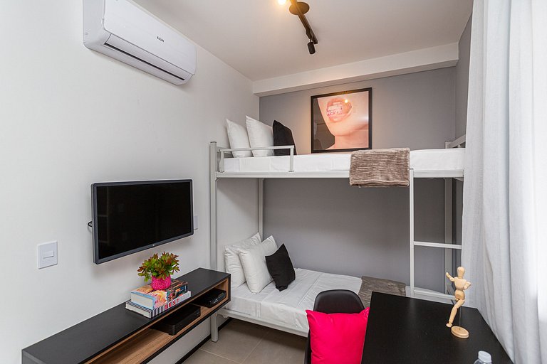 Studio com Varanda na Vila Mariana by Housi