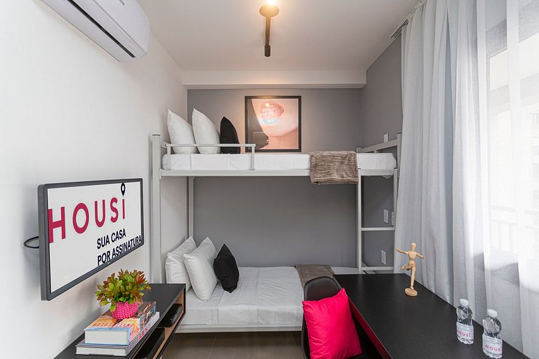 Studio com Varanda na Vila Mariana by Housi