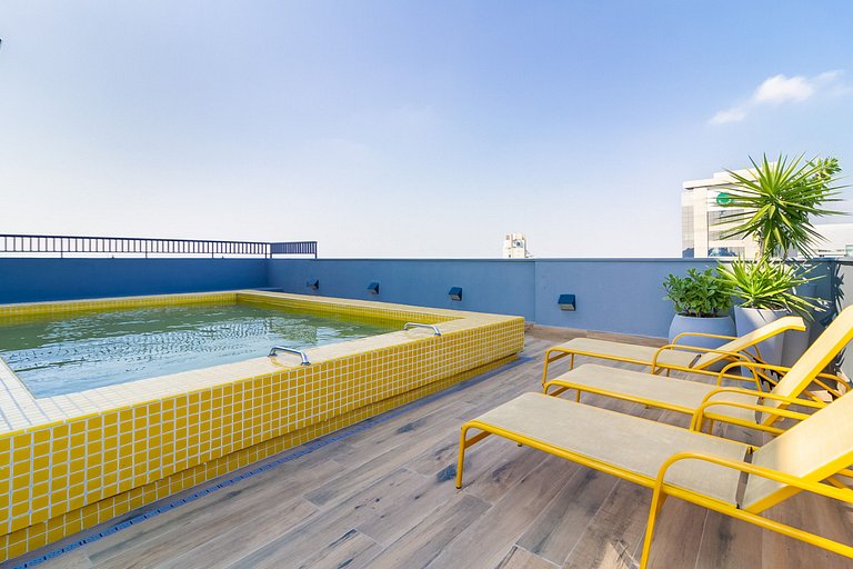 Studio Moderno Próximo à Liberdade By Housi
