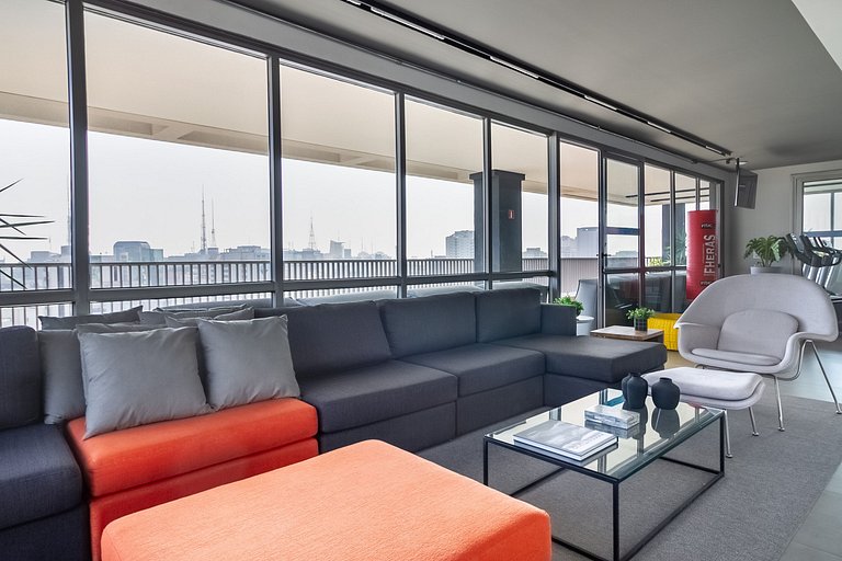 Studio Moderno Próximo à Liberdade By Housi