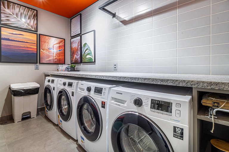 Studio Moderno Próximo à Liberdade By Housi