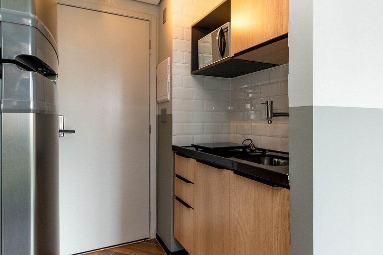 Studio Moderno na Faria Lima by Housi