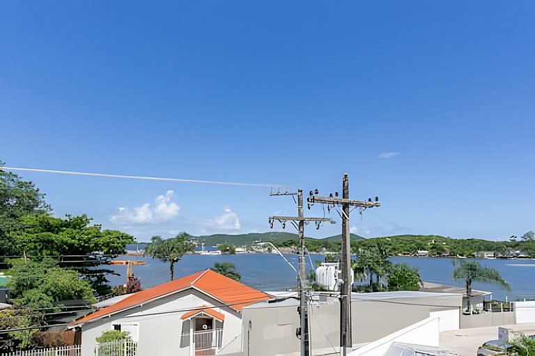 Apto novo a passos da lagoa, localização completa