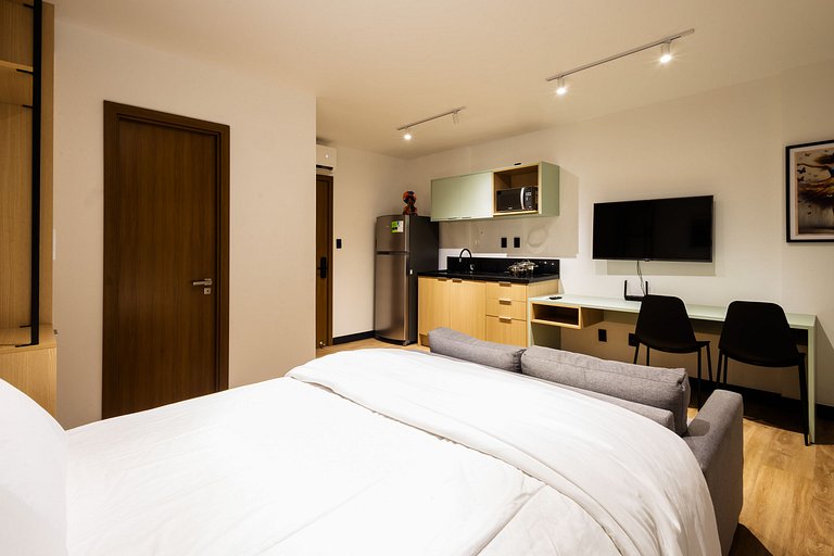 Lit 760 Smart Living Salvador | Carpediem by Housi