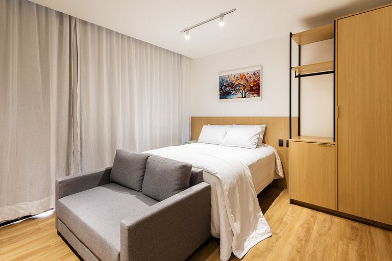 Lit 760 Smart Living Salvador | Carpediem by Housi