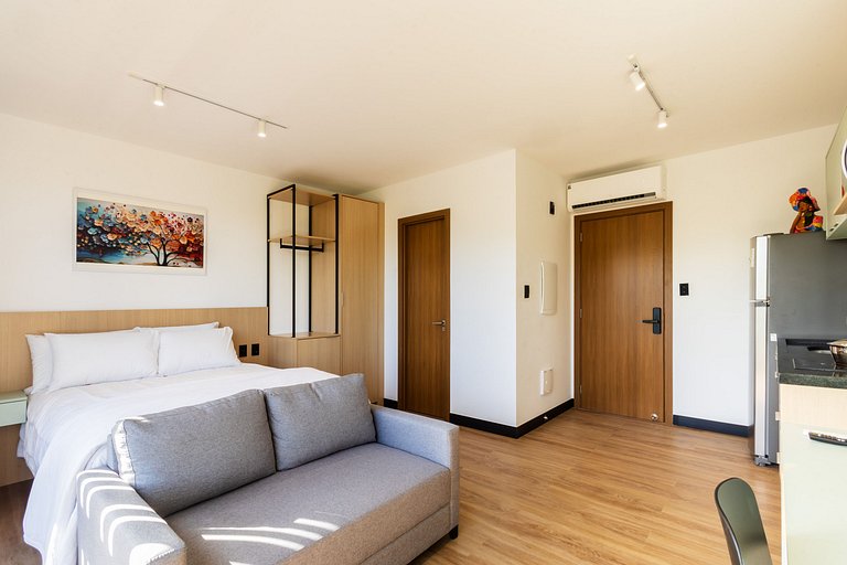 Lit 760 Smart Living Salvador | Carpediem by Housi