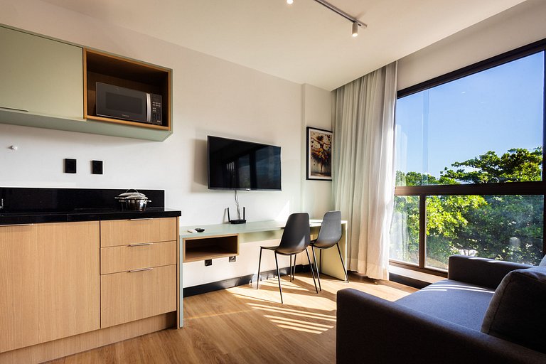 Lit 760 Smart Living Salvador | Carpediem by Housi
