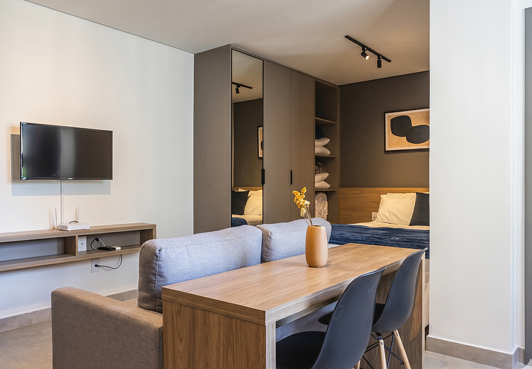 InHouse Lourdes by Housi