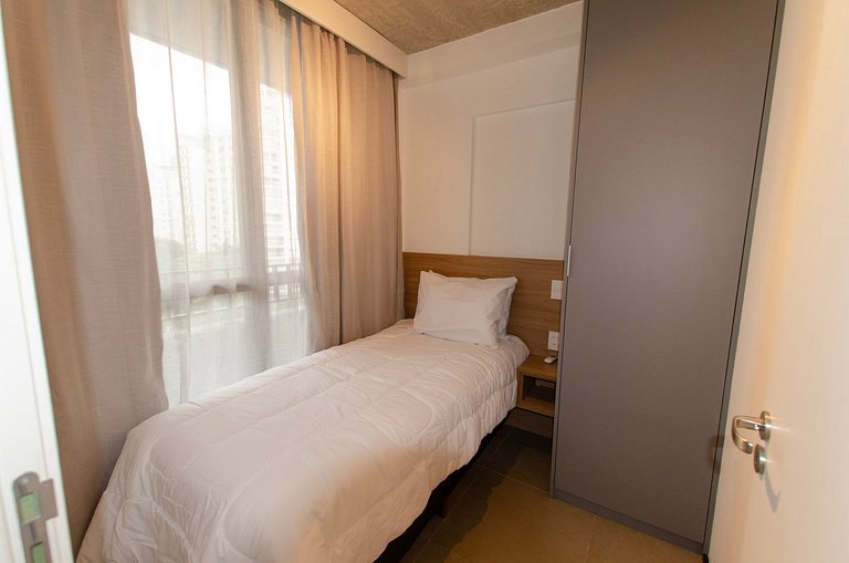 Studio 2 Quartos c/ Varanda - On Jardins by Housi