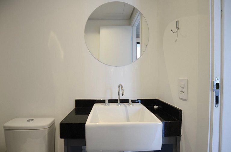 Studio 2 Quartos c/ Varanda - On Jardins by Housi