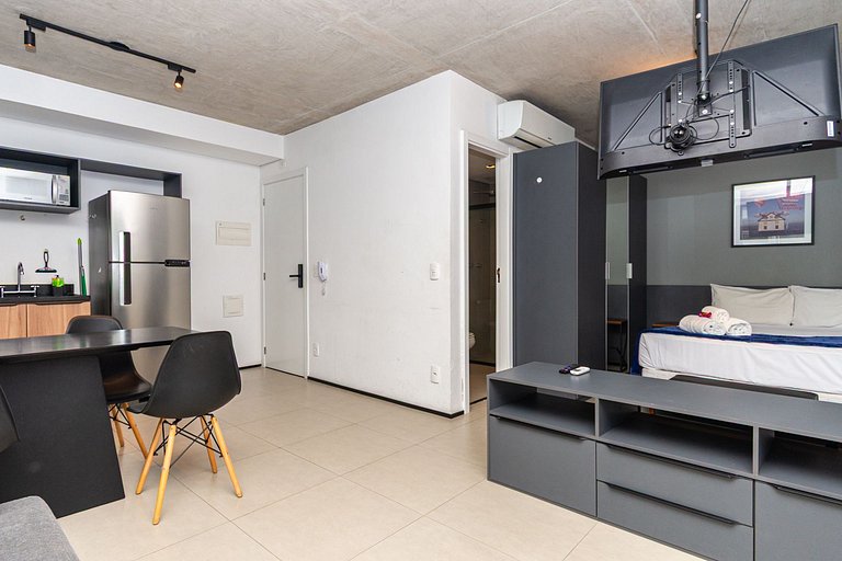 Modern Studio on Frei Caneca by Housi