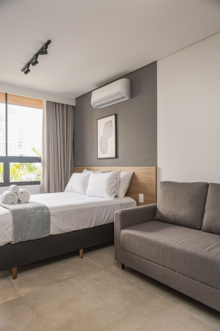 InHouse Lourdes by Housi