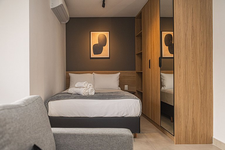 InHouse Lourdes by Housi