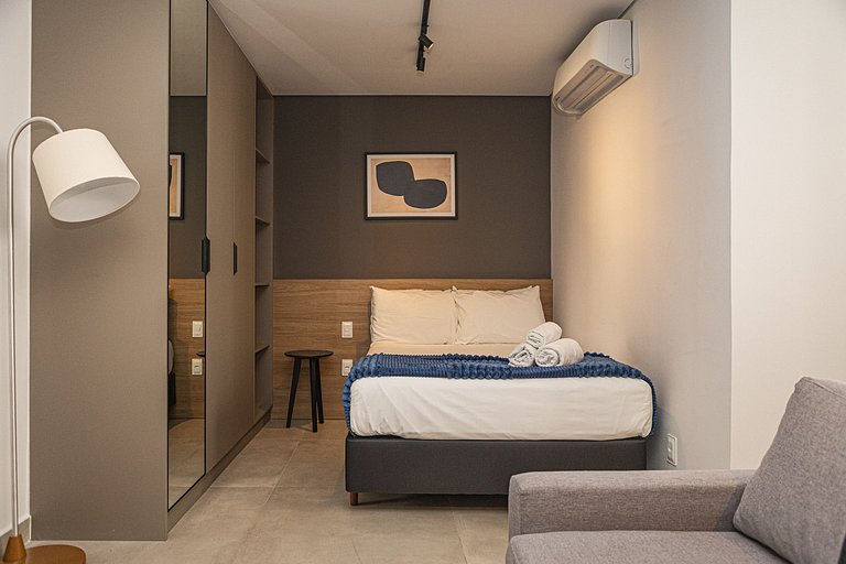 InHouse Lourdes by Housi
