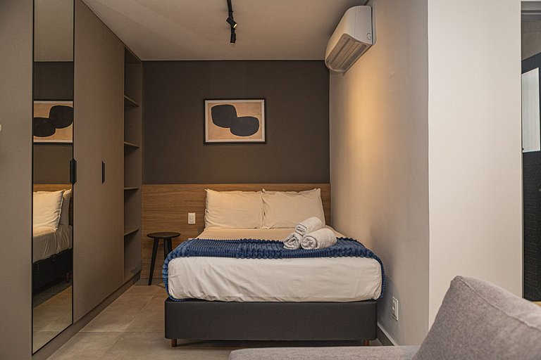 InHouse Lourdes by Housi