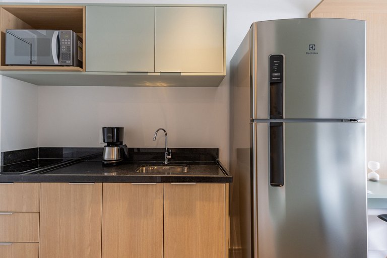 Studio Moderno na Vila Madalena by Housi