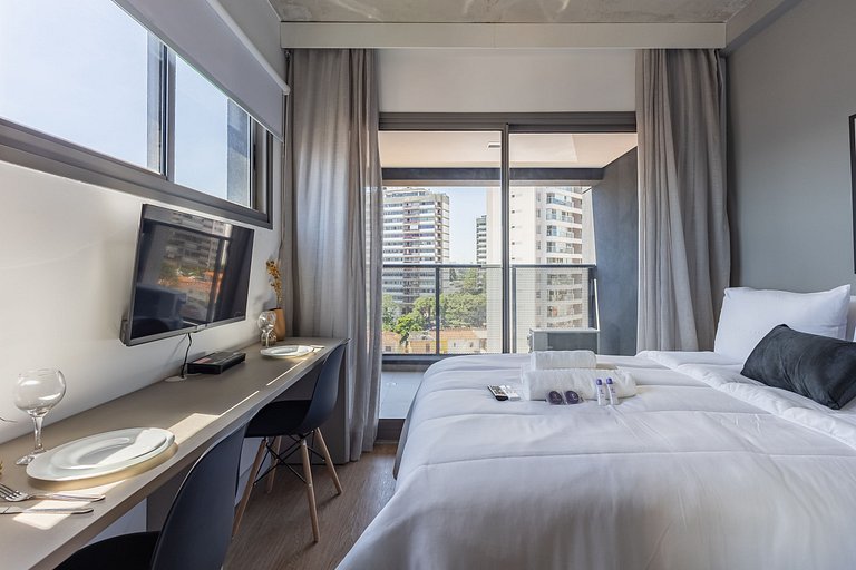Studio Próx. Metrô Vila Madalena by Housi