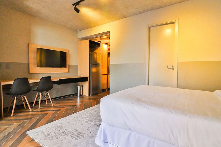Studio Premium na Faria Lima by Housi