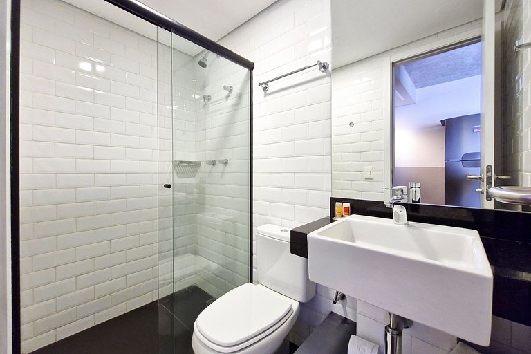 Studio Moderno na Faria Lima by Housi