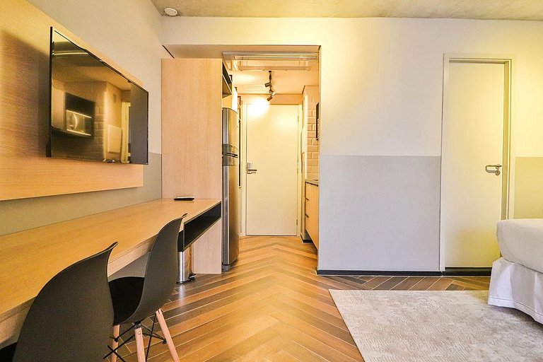 Studio Premium na Faria Lima by Housi