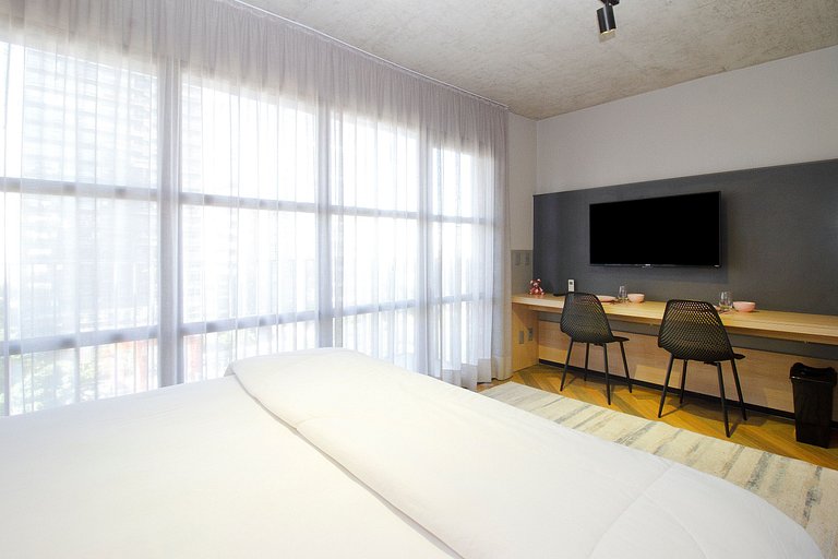 Studio Moderno na Faria Lima by Housi