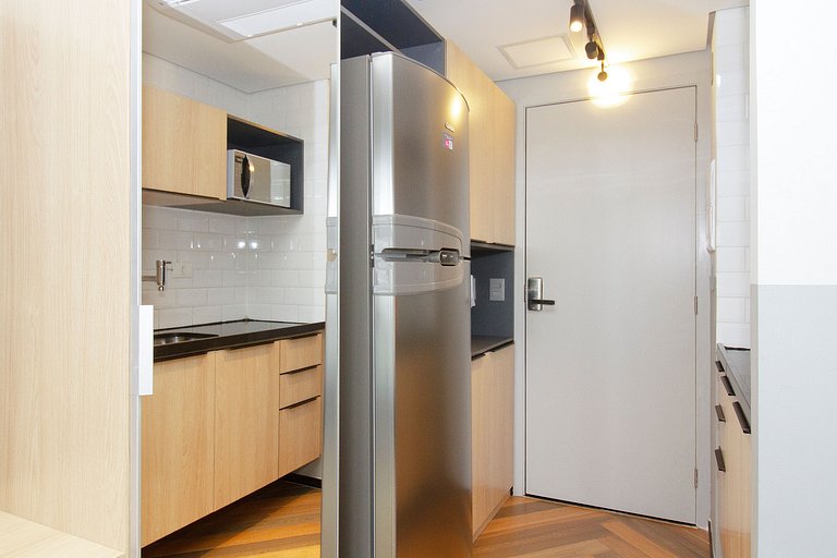 Studio Moderno na Faria Lima by Housi