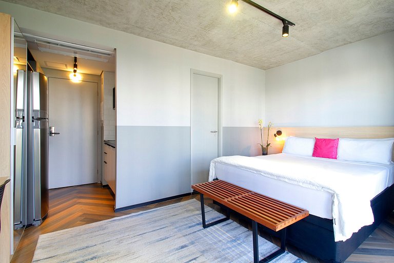Studio Moderno na Faria Lima by Housi