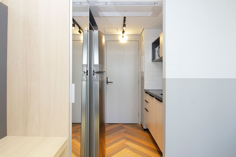 Studio Moderno na Faria Lima by Housi