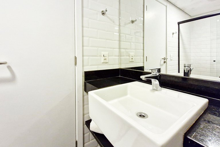 Studio Premium na Faria Lima by Housi