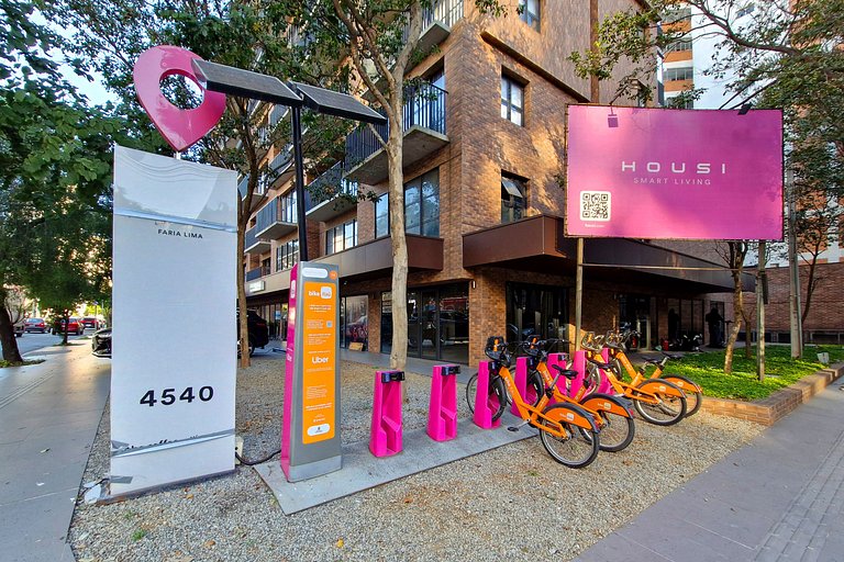 Studio Premium na Faria Lima by Housi
