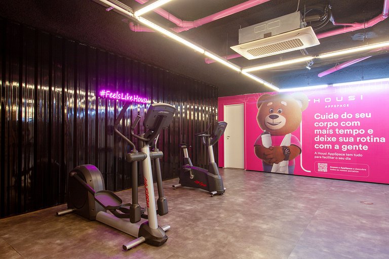 Studio Moderno na Faria Lima by Housi