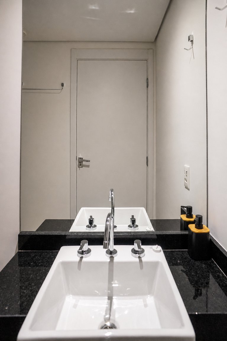 Complete Studio in Vila Madalena by Housi