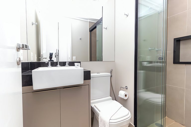 Duplex Moderno na Oscar Freire by Housi