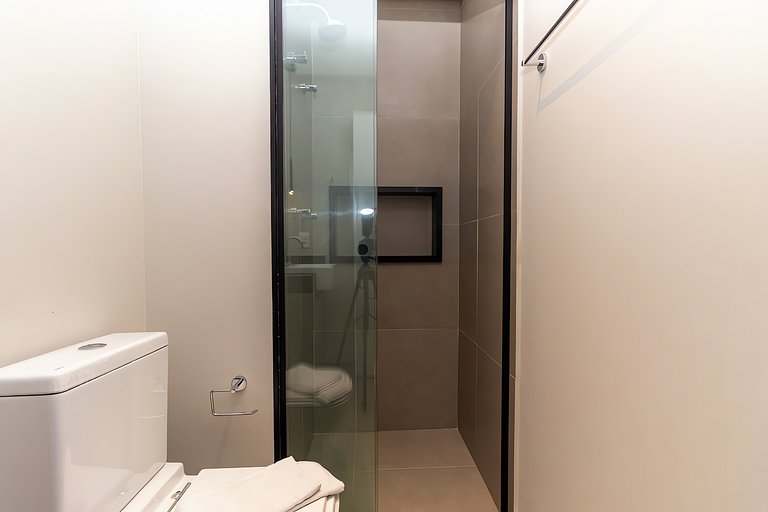 Duplex Moderno na Oscar Freire by Housi