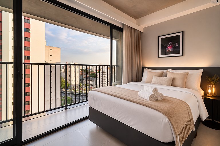 Studio Moderno com Varanda na Bela Vista by Housi