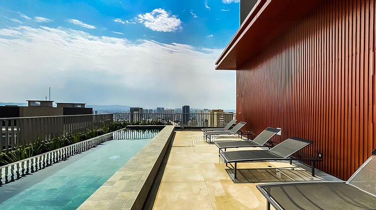 Studio with Balcony in Perdizes by Housi