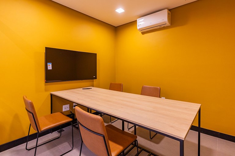Studio Moderno na Vila Madalena by Housi
