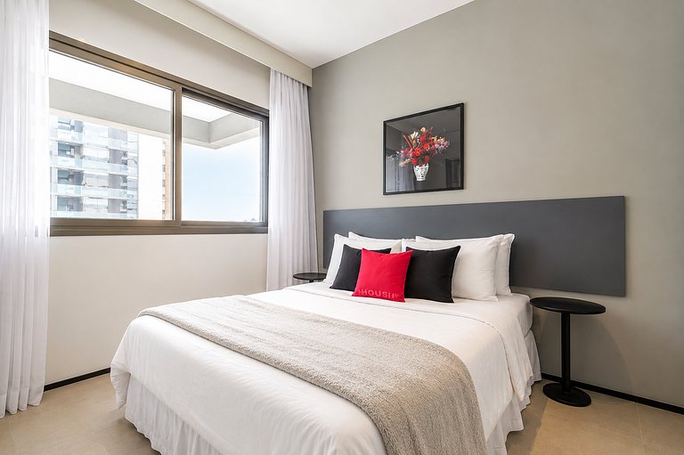 Studio Moderno Próximo à Liberdade By Housi