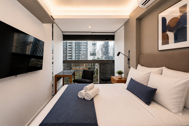 Duplex Moderno na Oscar Freire by Housi