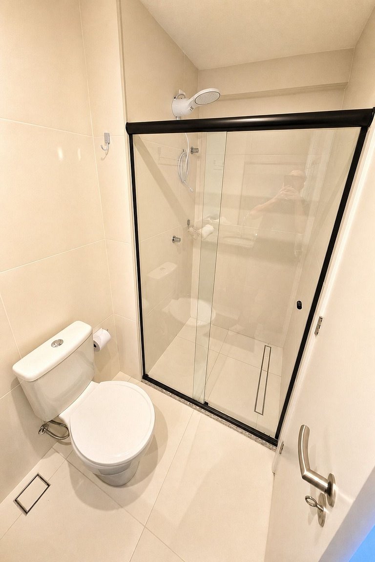 Studio Moderno a 5 min do Shopping e da Praia