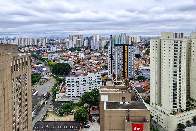 Premium Studio in downtown Guarulhos by Housi
