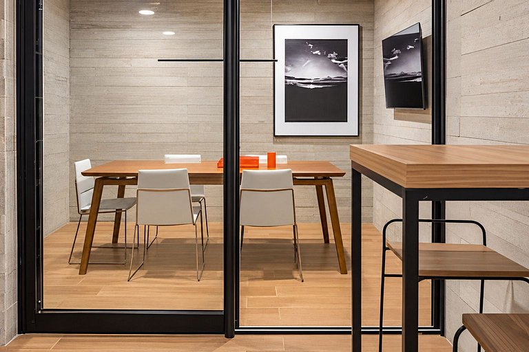 Studio Moderno no Brooklin By Housi