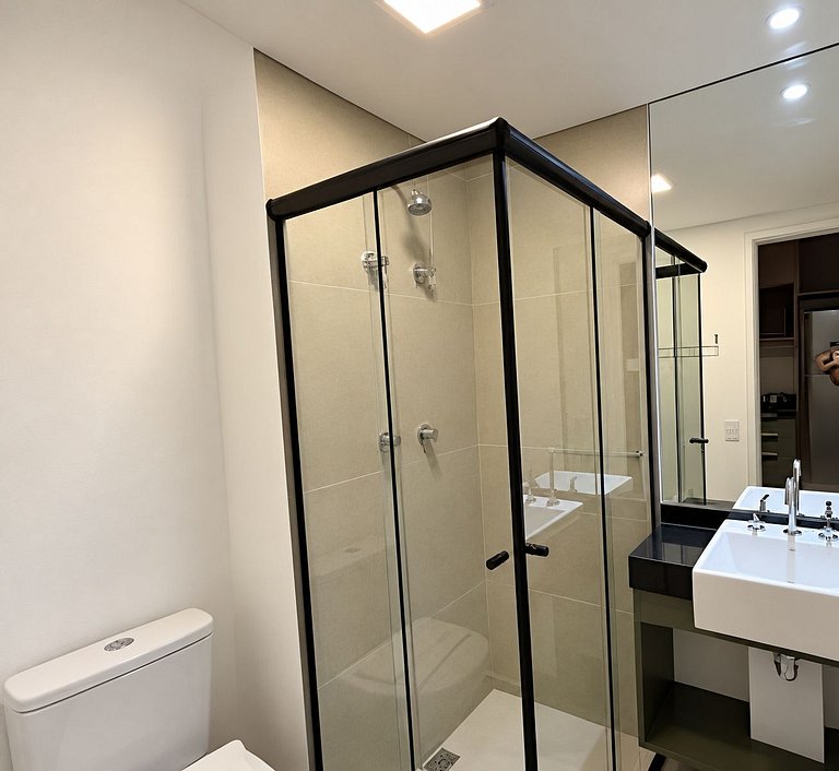 Studio Moderno no Brooklin By Housi