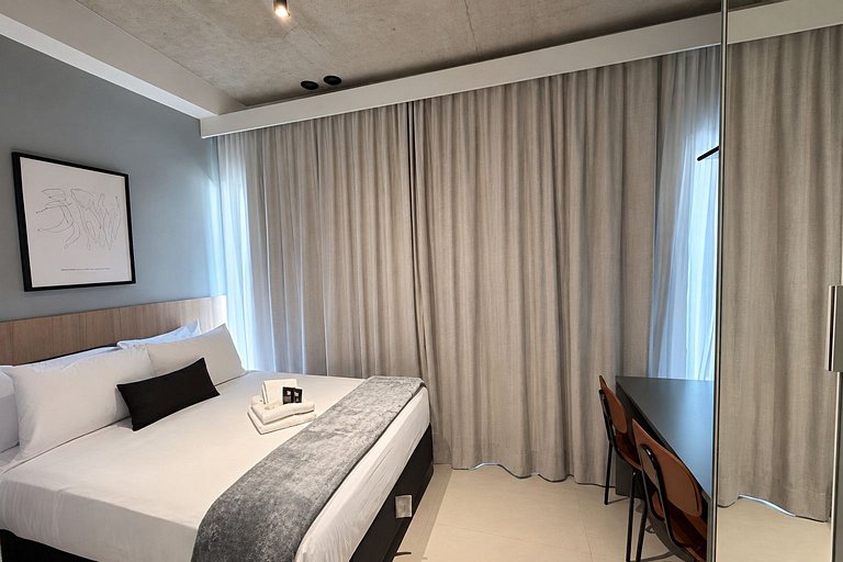 Studio Moderno no Brooklin By Housi